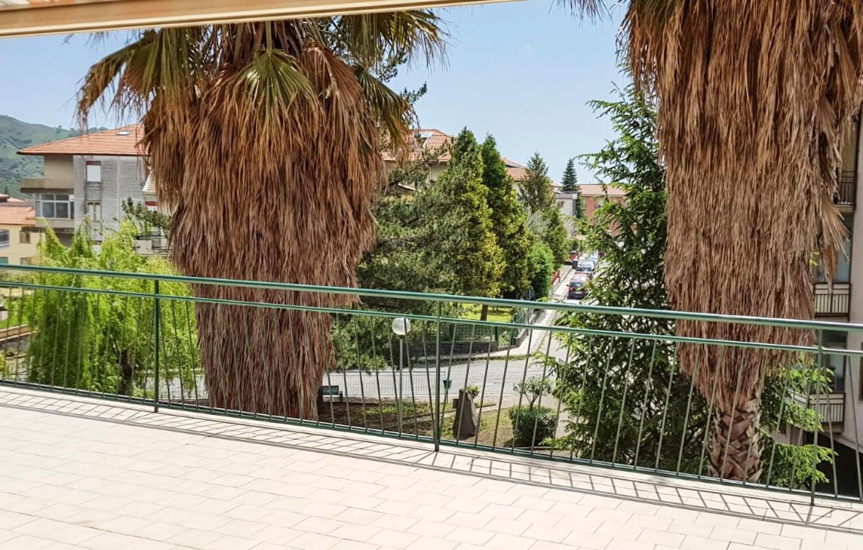 Etna Sunshine Apartment Linguaglossa Exterior photo